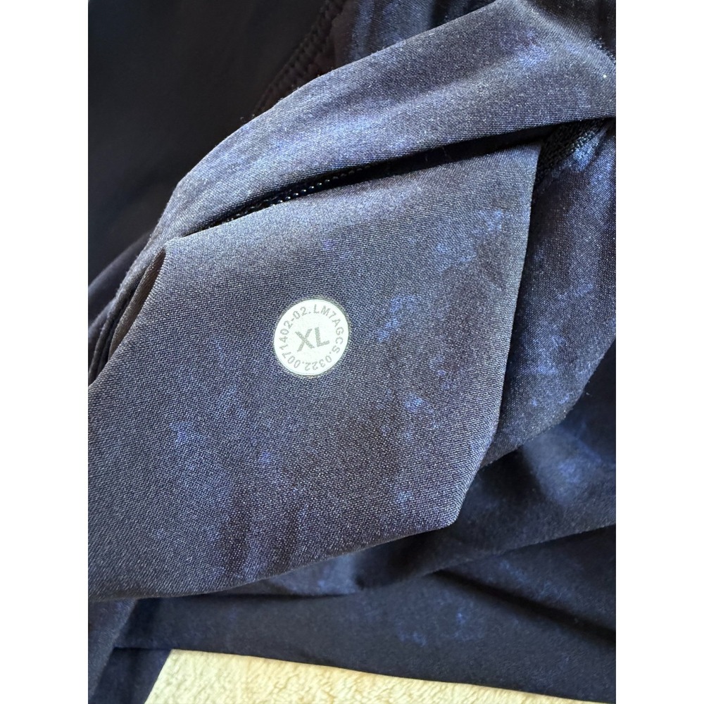 Lululemon T.H.E. Linerless Shorts Mens XL Dark Blue Camo Drawstring Activewear - Picture 7 of 13